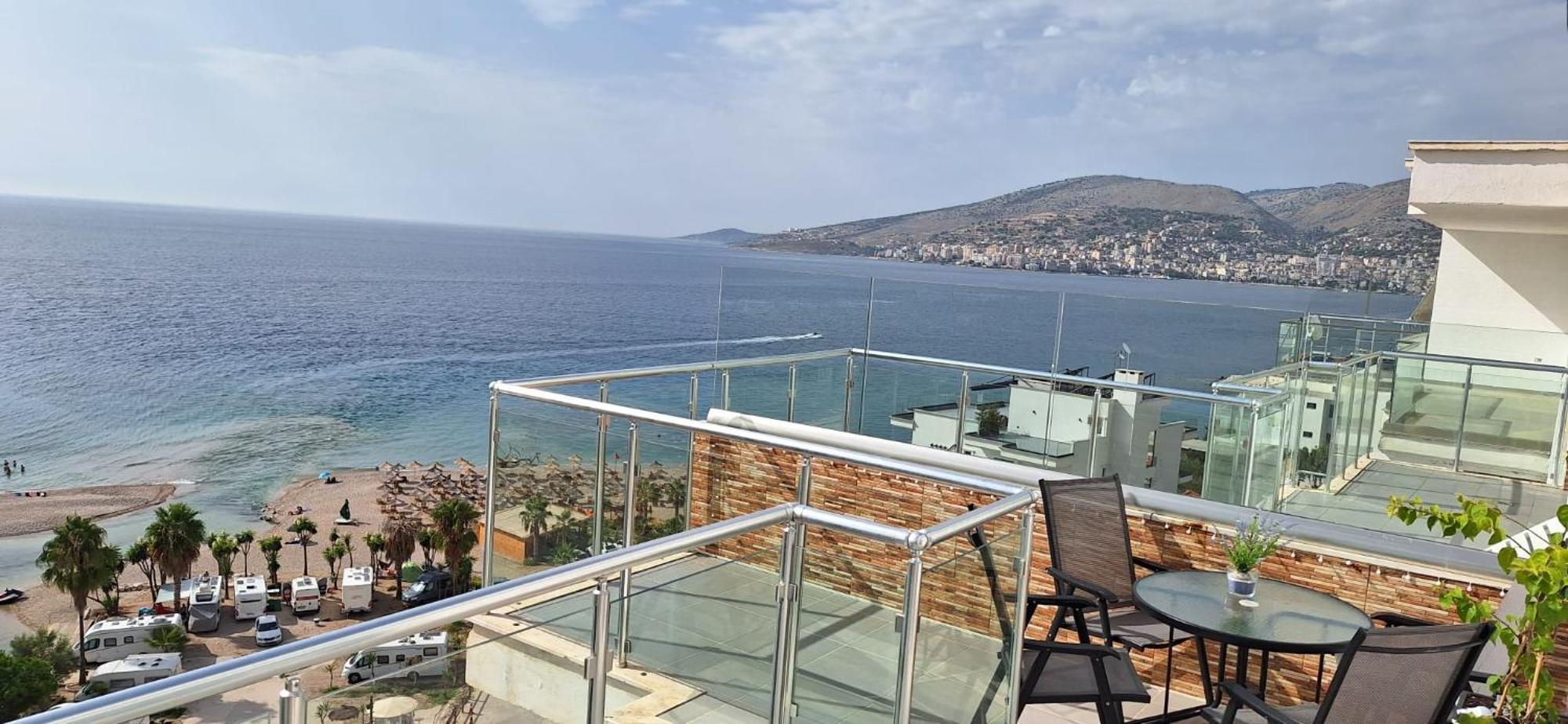 Sadet'S Penthouse Saranda Lägenhet Exteriör bild