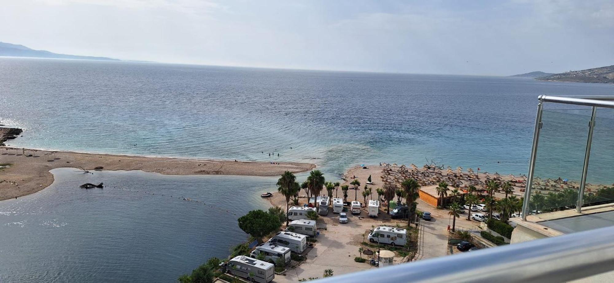 Sadet'S Penthouse Saranda Lägenhet Exteriör bild