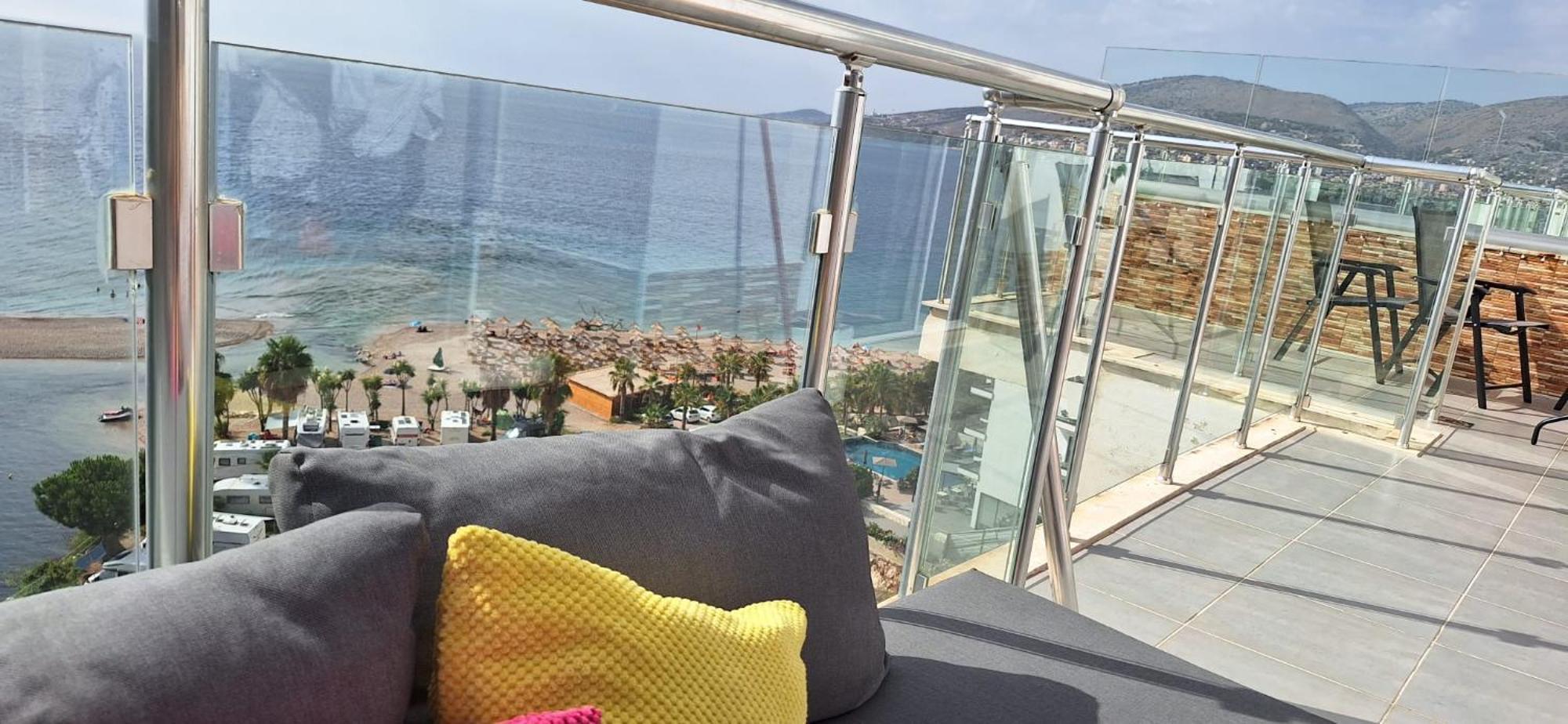 Sadet'S Penthouse Saranda Lägenhet Exteriör bild