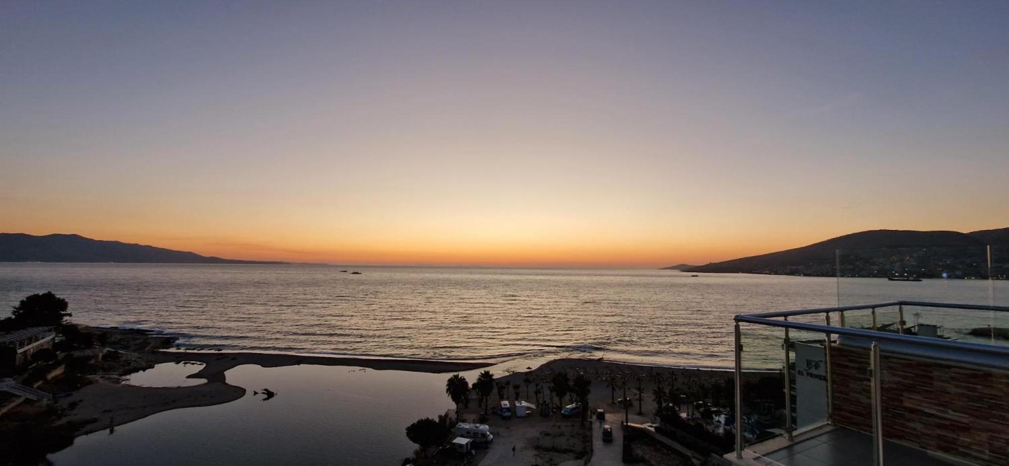 Sadet'S Penthouse Saranda Lägenhet Exteriör bild