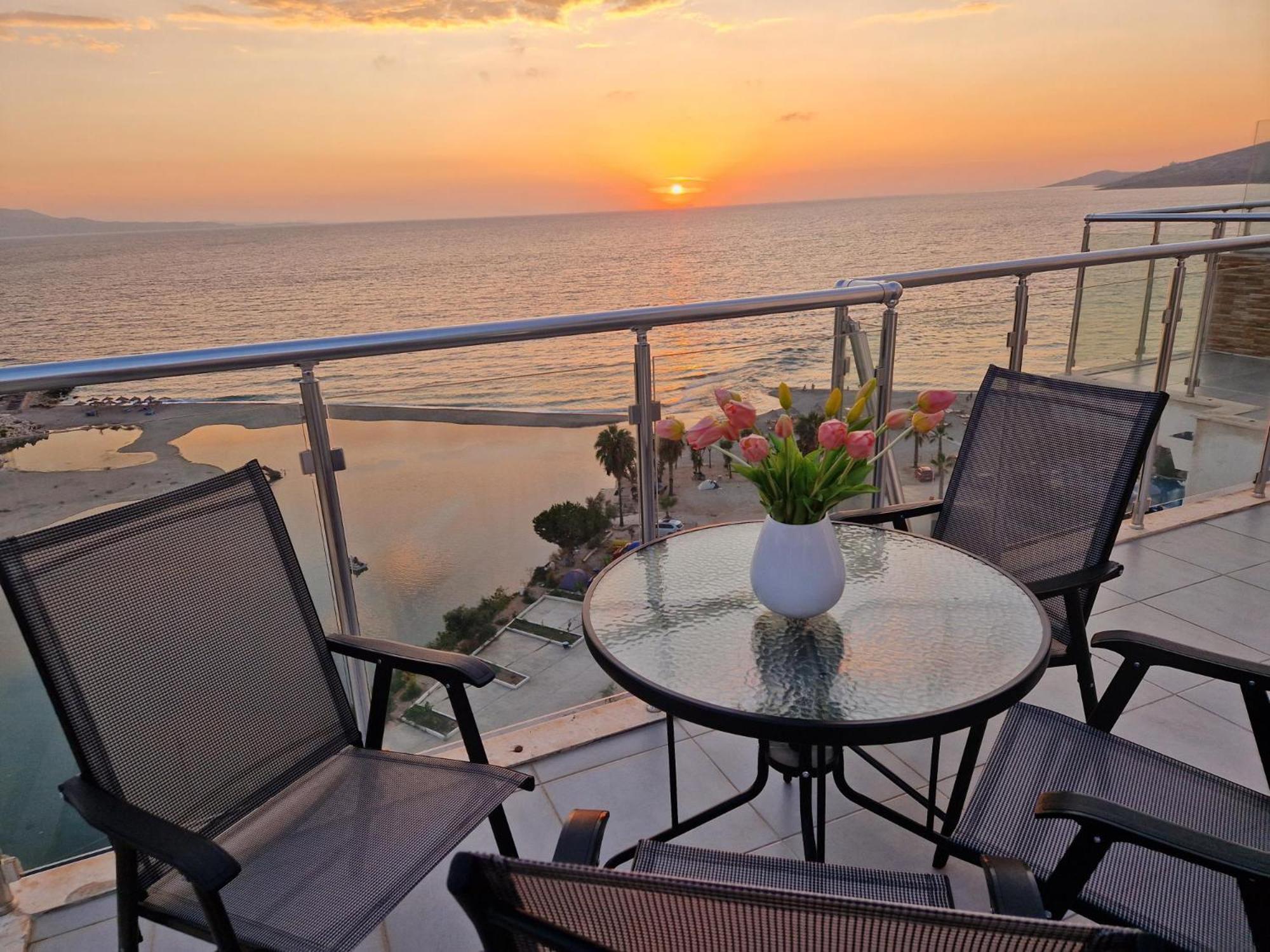 Sadet'S Penthouse Saranda Lägenhet Exteriör bild