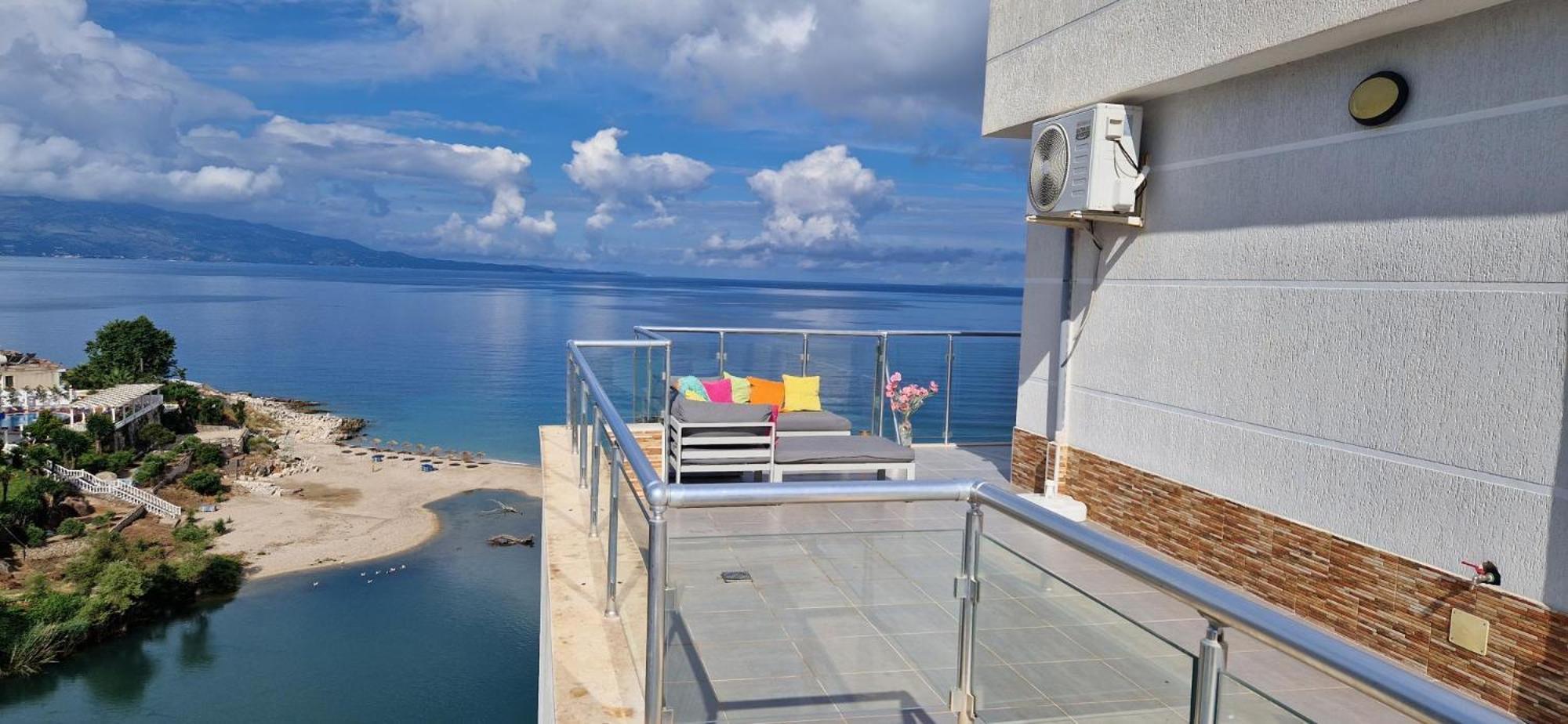 Sadet'S Penthouse Saranda Lägenhet Exteriör bild