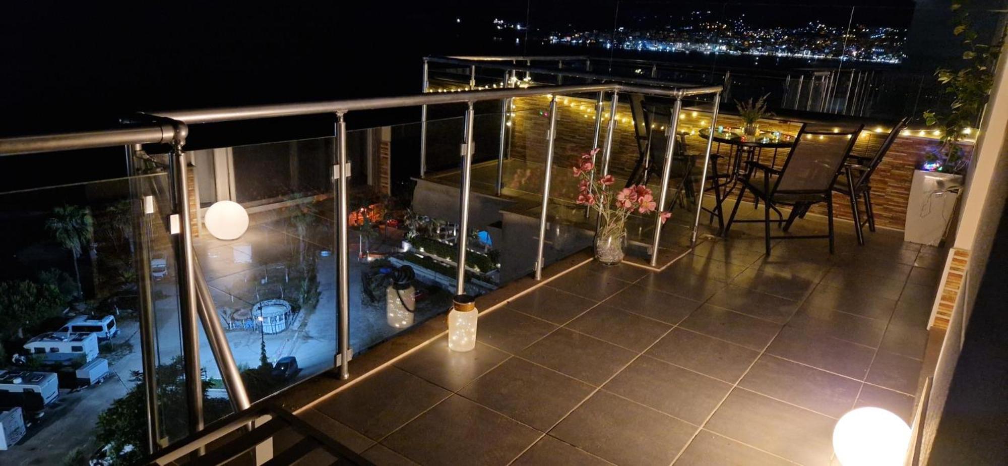 Sadet'S Penthouse Saranda Lägenhet Exteriör bild