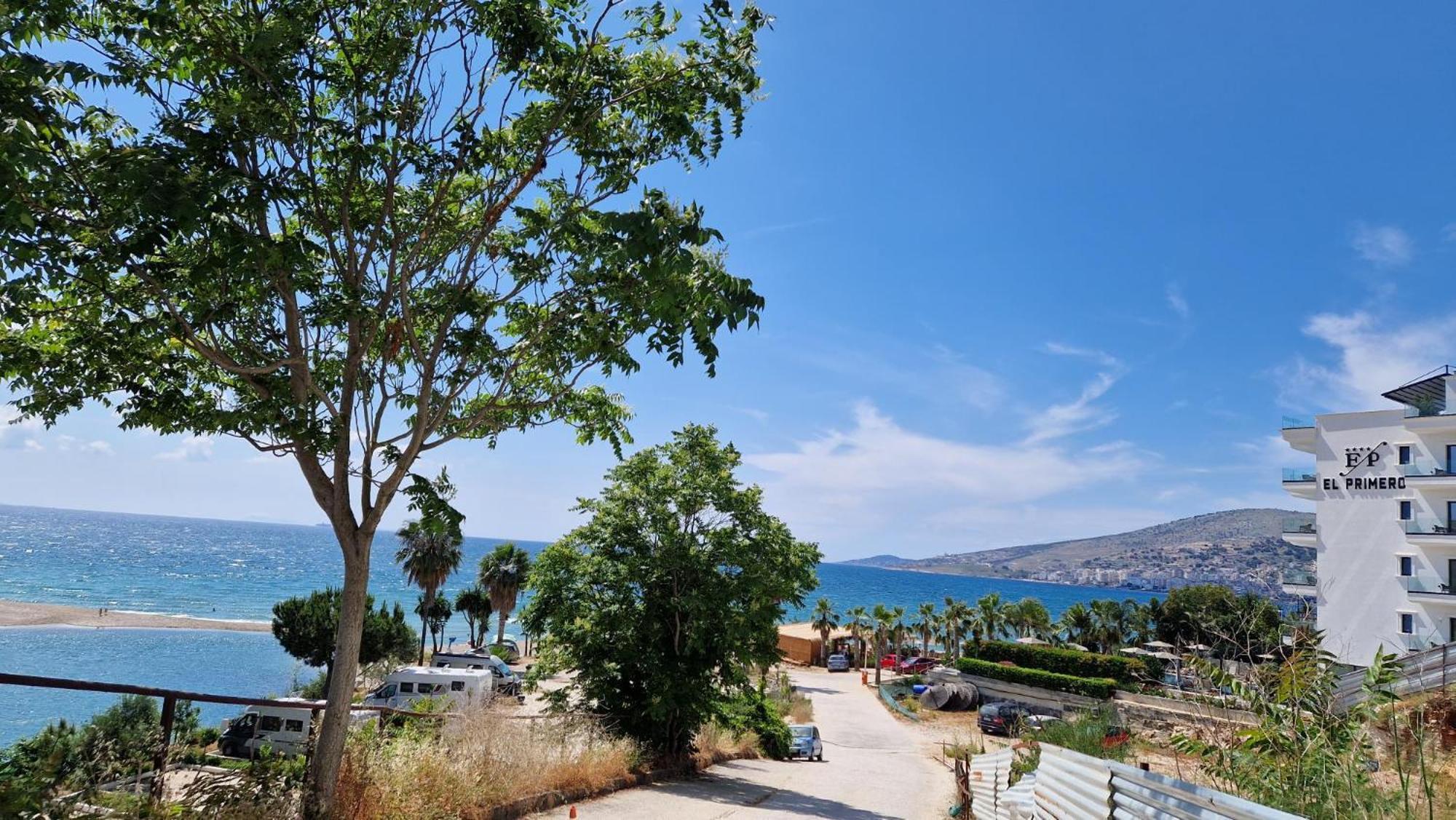 Sadet'S Penthouse Saranda Lägenhet Exteriör bild