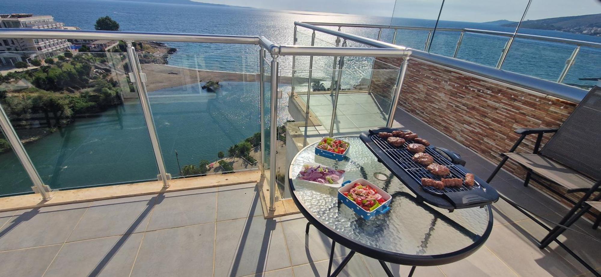 Sadet'S Penthouse Saranda Lägenhet Exteriör bild